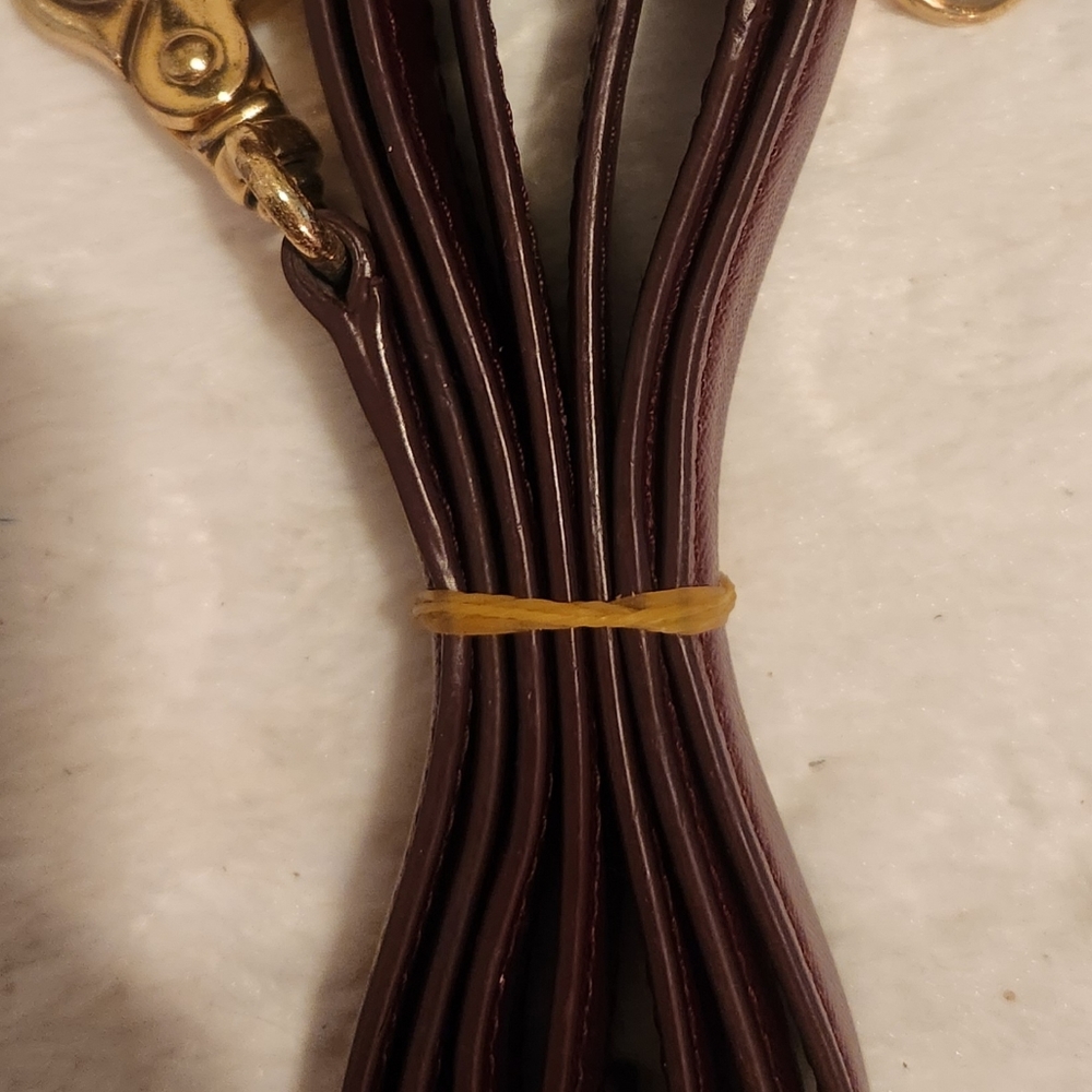Hand Bag - Picture 15 of 16